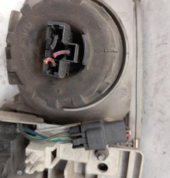 Optique avant principal droit (feux)(phare) MAZDA DEMIO Photo n°3