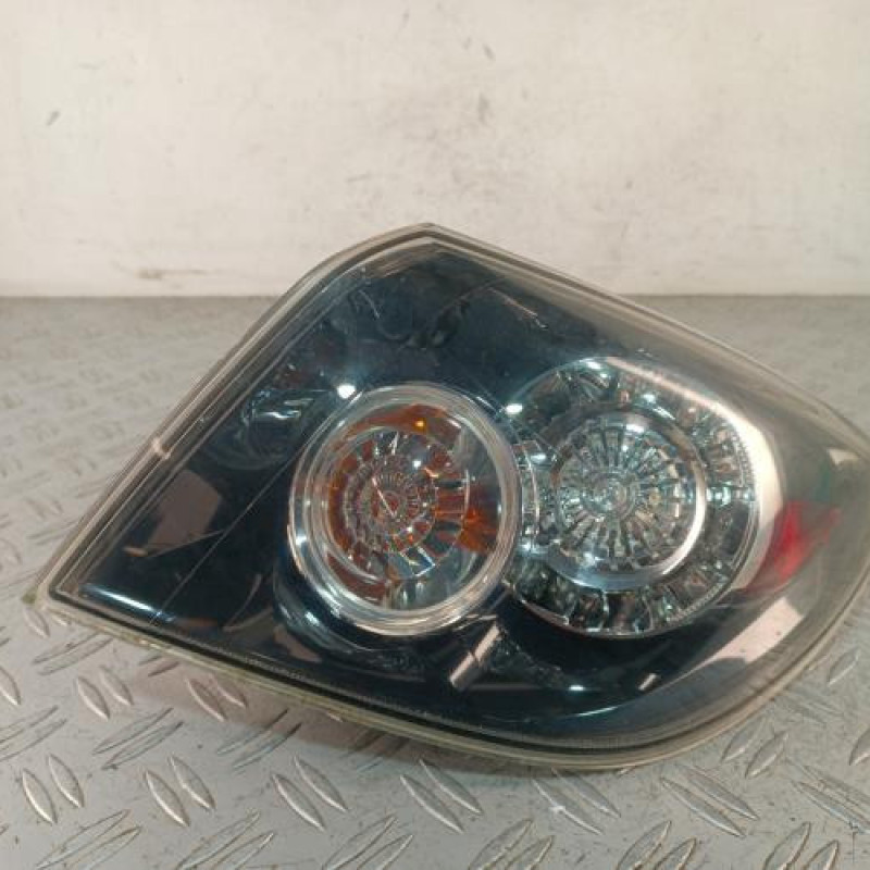 Feu arriere principal droit (feux) MAZDA 3 1 Feu arriere principal droit (feux) MAZDA 3 1