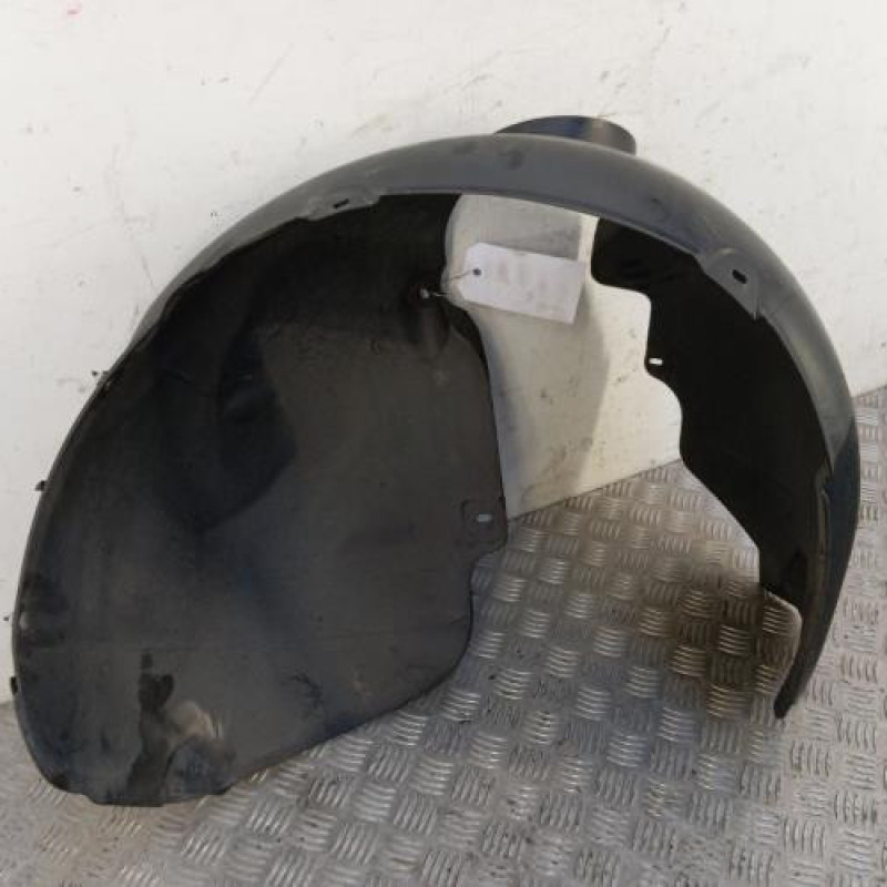 Pare boue avant gauche VOLKSWAGEN UP Pare boue avant gauche VOLKSWAGEN UP