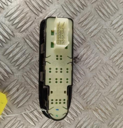 Interrupteur de leve vitre avant gauche CITROEN C3 2