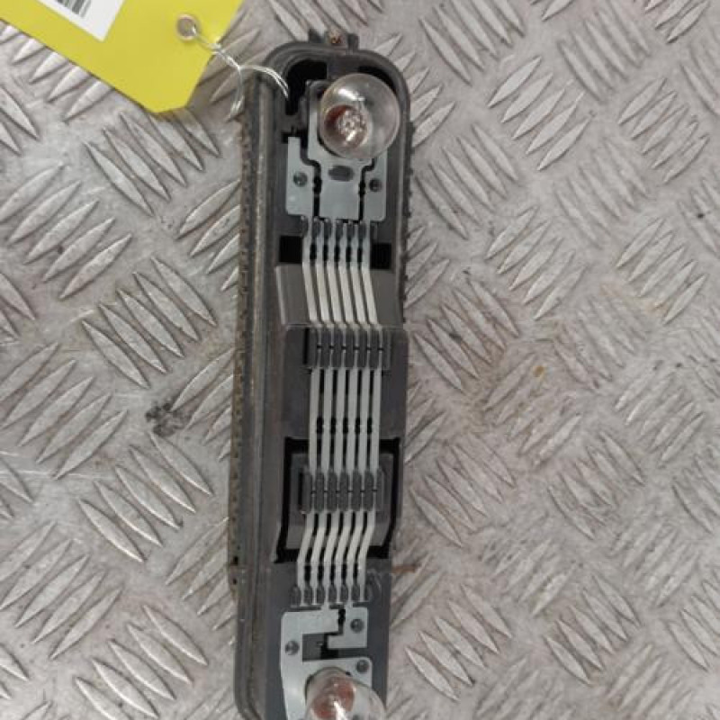 Platine feu arriere gauche RENAULT TRAFIC 2