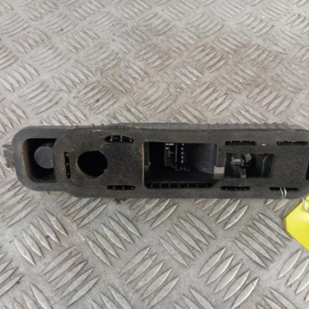 Platine feu arriere gauche RENAULT TRAFIC 2