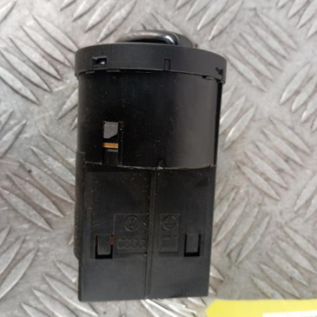 Commande de phare VOLKSWAGEN UP