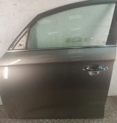 Porte avant gauche KIA CARENS 4 Photo n°1