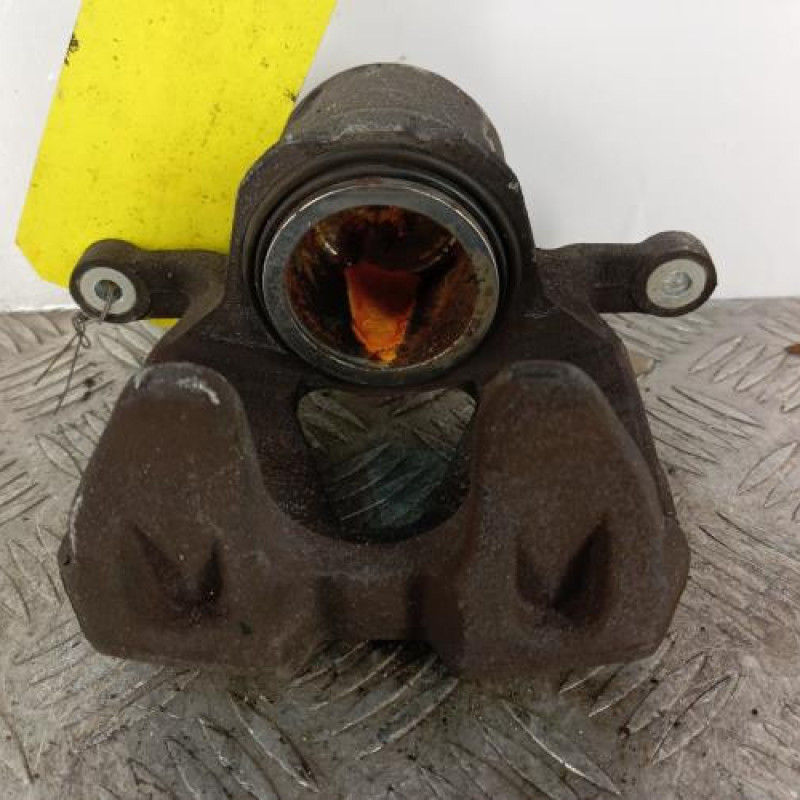 Etrier avant gauche (freinage) FIAT 500X