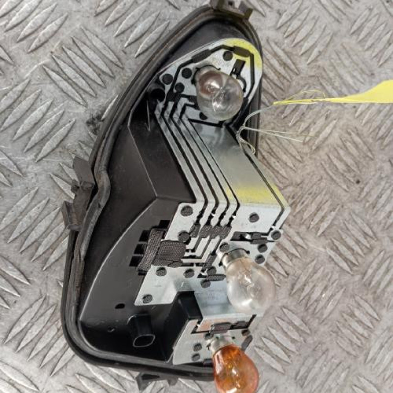 Platine feu arriere gauche RENAULT CLIO 3