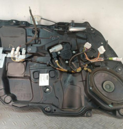 Leve vitre electrique avant gauche MAZDA 3 1 Photo n°1