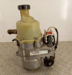 Pompe de direction DACIA DUSTER 1