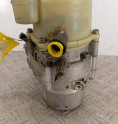 Pompe de direction DACIA DUSTER 1 Photo n°3