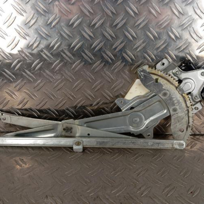 Leve vitre electrique avant gauche NISSAN PIXO