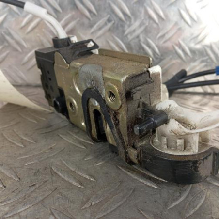 Serrure avant gauche PEUGEOT 407