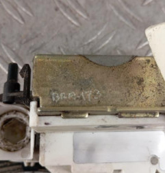 Serrure avant gauche PEUGEOT 407 Photo n°7