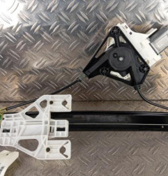 Leve vitre electrique arriere gauche AUDI A1 1 Photo n°1