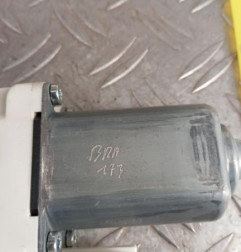 Leve vitre electrique avant gauche AUDI A1 1 Photo n°5