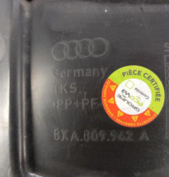 Pare boue avant droit AUDI A1 1 Photo n°3