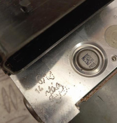 Bloc ABS (freins anti-blocage) FORD FOCUS 3 Photo n°6