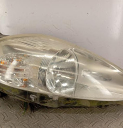 Optique avant principal droit (feux)(phare) FIAT GRANDE PUNTO