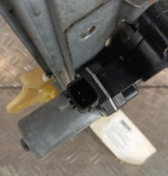 Leve vitre electrique avant droit RENAULT CAPTUR 1 Photo n°4