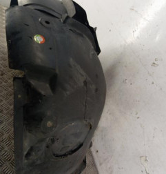 Pare boue avant droit RENAULT MEGANE 2