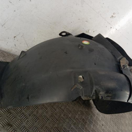 Pare boue avant gauche RENAULT CLIO 3