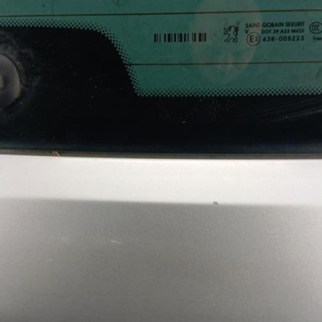 Malle/Hayon arriere PEUGEOT 3008 1