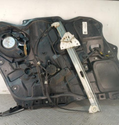 Leve vitre electrique avant droit MAZDA 3 1