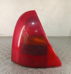 Feu arriere principal gauche (feux) RENAULT CLIO 2 Photo n°1