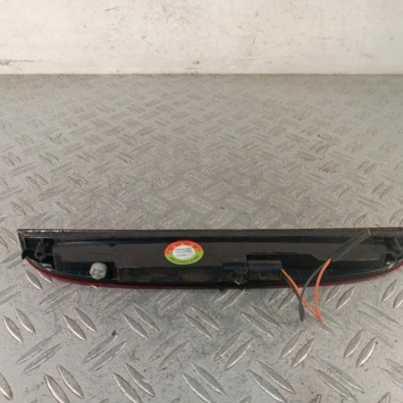 Feu arriere stop central RENAULT CLIO 2