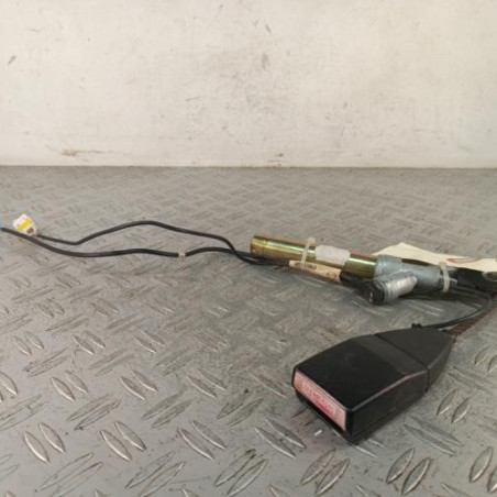 Attache ceinture avant gauche RENAULT CLIO 2
