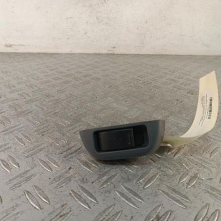 Interrupteur de leve vitre avant gauche TOYOTA AYGO 1 Photo n°1