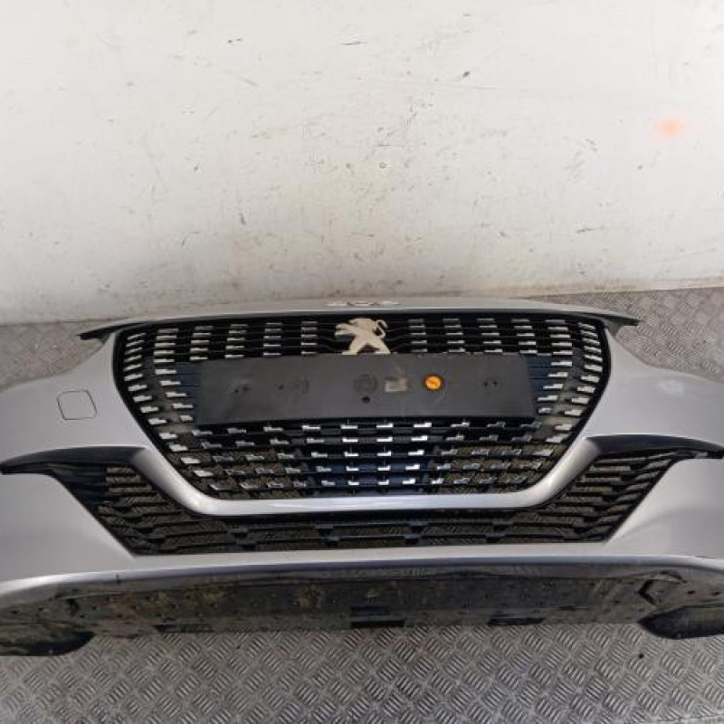 Pare choc avant PEUGEOT 208 2