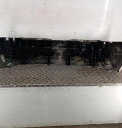 Pare choc arriere RENAULT CLIO 2 CAMPUS Photo n°5