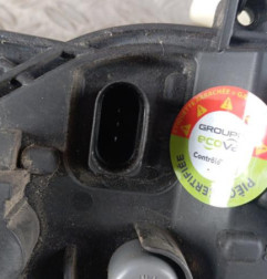 Platine feu arriere gauche VOLKSWAGEN TOURAN 2