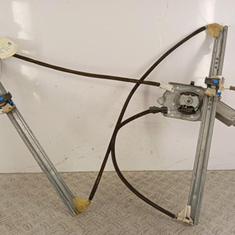 Leve vitre electrique avant droit RENAULT LAGUNA 2