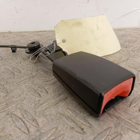Attache ceinture avant gauche FIAT GRANDE PUNTO Photo n°1
