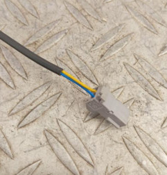 Attache ceinture avant gauche FIAT GRANDE PUNTO Photo n°3