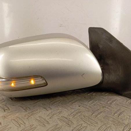 Retroviseur droit TOYOTA AVENSIS 2