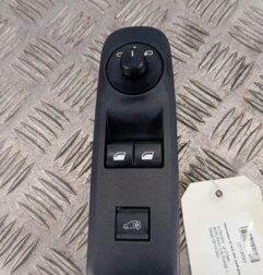 Interrupteur de leve vitre avant gauche CITROEN BERLINGO 3 M Photo n°1