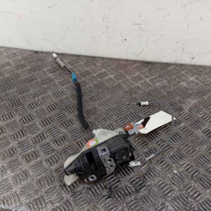 Serrure avant gauche CITROEN BERLINGO 3 M