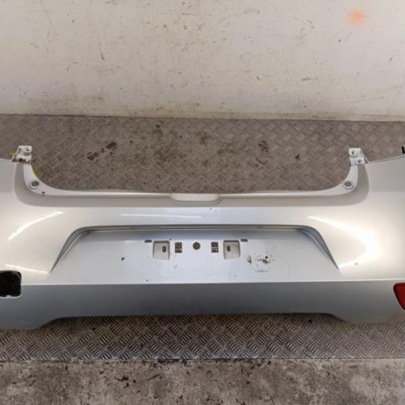 Pare choc arriere RENAULT CLIO 3