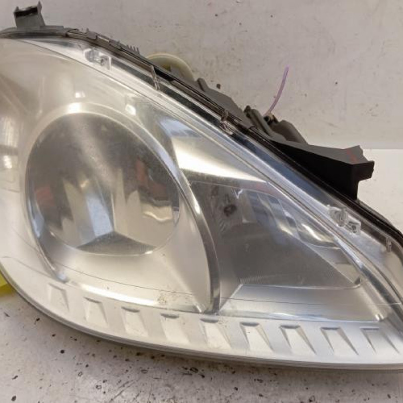 Optique avant principal droit (feux)(phare) MERCEDES CLASSE A 169