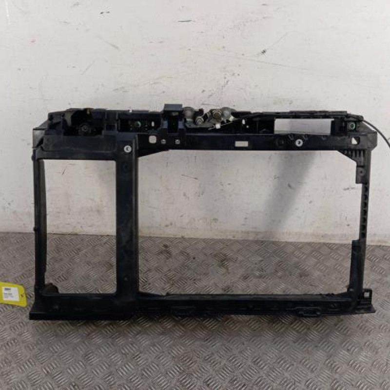 Face avant PEUGEOT 208 2