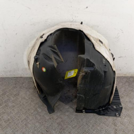 Pare boue avant gauche PEUGEOT 208 2 Photo n°1