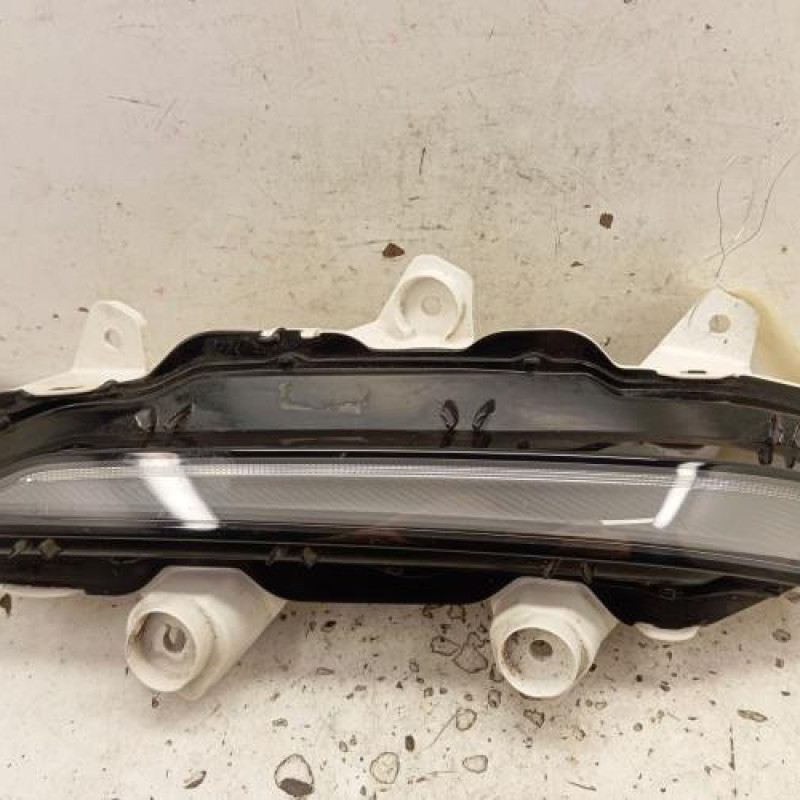 Feu diurne avant droit PEUGEOT 208 2