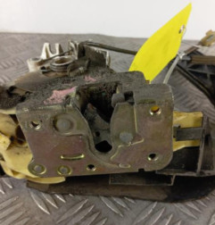 Serrure avant droit FORD FOCUS 1