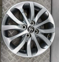 Jante TOYOTA YARIS 3 Photo n°1
