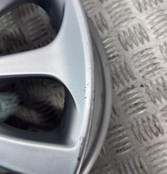 Jante TOYOTA YARIS 3 Photo n°3