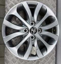 Jante TOYOTA YARIS 3 Photo n°1