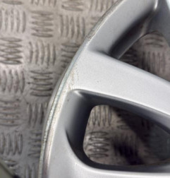 Jante TOYOTA YARIS 3 Photo n°4