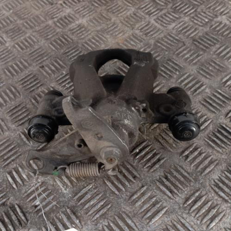 Etrier arriere droit (freinage) RENAULT MASTER 3